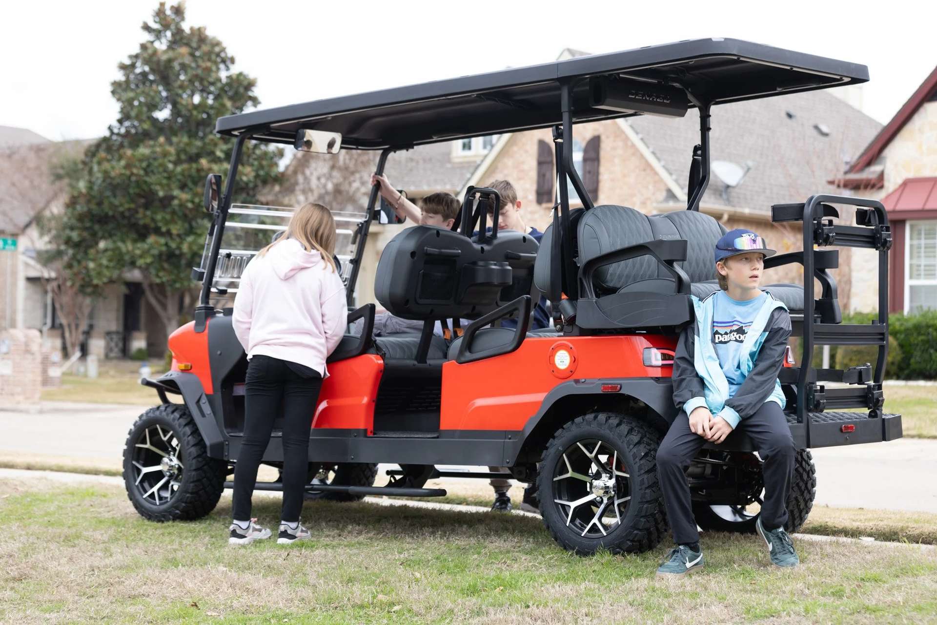 Family with kids enjoying Denago Rover XL 6